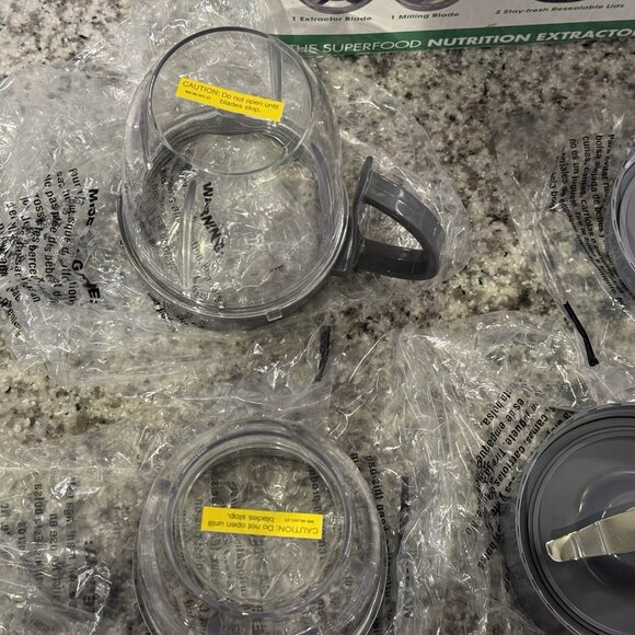 NutriBullet Magic Bullet NB-101B Replacement Parts- Blade Cups Lids Recipe Book - Picture 8 of 16